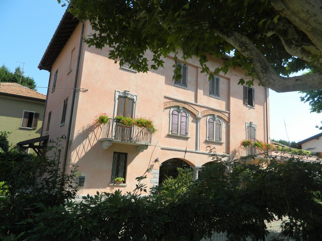 Albergo Michieletto Valmorea Exterior photo